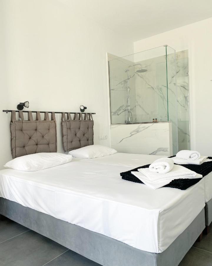 Fikas Hotel Naxos City Bagian luar foto