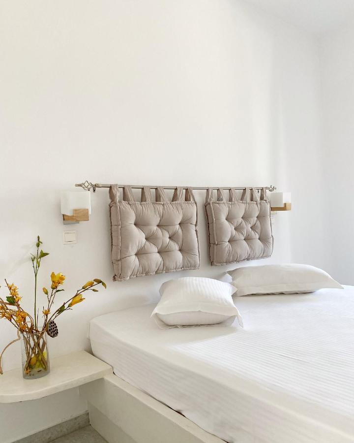 Fikas Hotel Naxos City Bagian luar foto