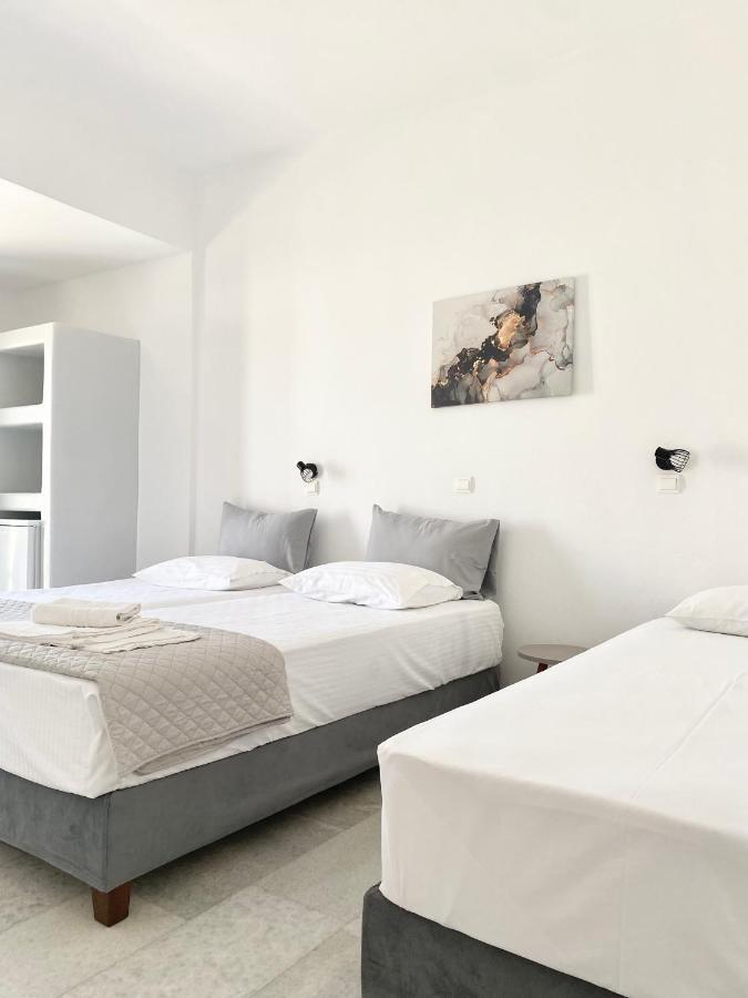 Fikas Hotel Naxos City Bagian luar foto