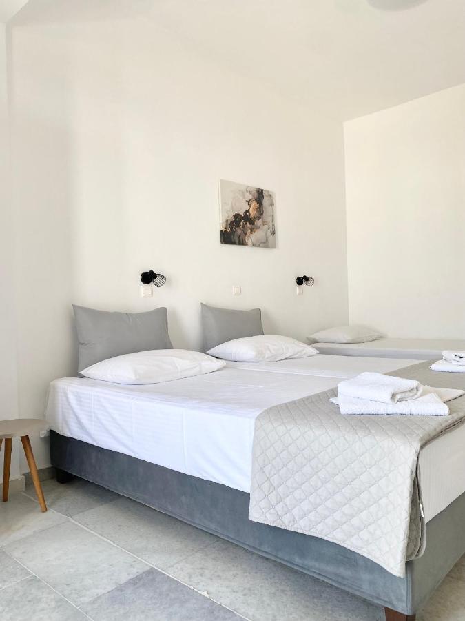 Fikas Hotel Naxos City Bagian luar foto