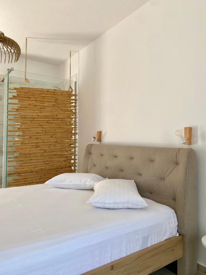 Fikas Hotel Naxos City Bagian luar foto