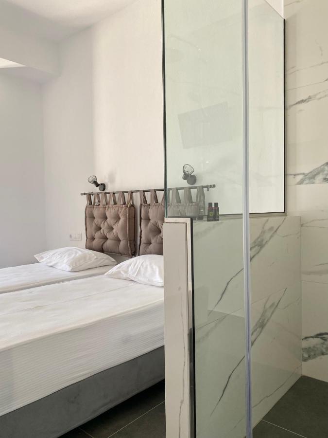 Fikas Hotel Naxos City Bagian luar foto