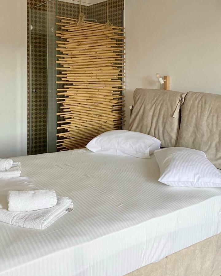 Fikas Hotel Naxos City Bagian luar foto